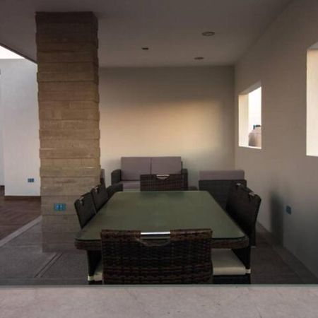 דירות מזטלן Amplio Departamento Modern Boho Cerca De La Playa מראה חיצוני תמונה